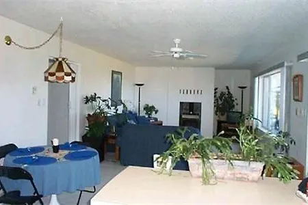 Island View B&B-3